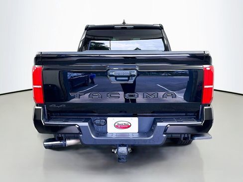 Certified 2026 Toyota Tacoma SR5 AWD/4WD image 6