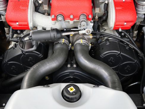 Used 2005 Ferrari 612 Scaglietti image 57