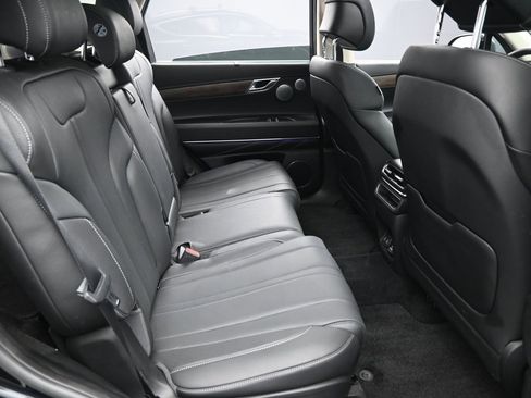 Used 2025 Genesis GV80 2.5T Advanced image 34