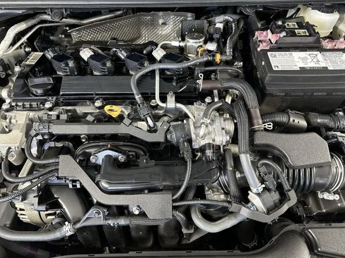 Used 2025 Toyota Corolla LE FWD image 26