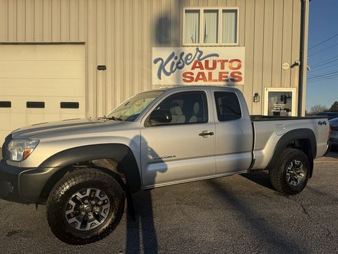 Used 2013 Toyota Tacoma 4x4 Access Cab V6 image 14