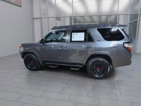Used 2022 Toyota 4Runner SR5 w/ TRD Black Wheel Package (TMS) AWD/4WD image 6
