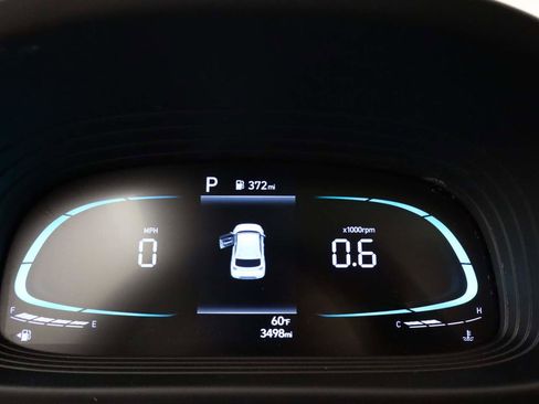 Used 2026 Hyundai Venue SEL FWD image 7