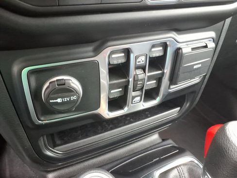 Used 2022 Jeep Gladiator Sport AWD/4WD image 29