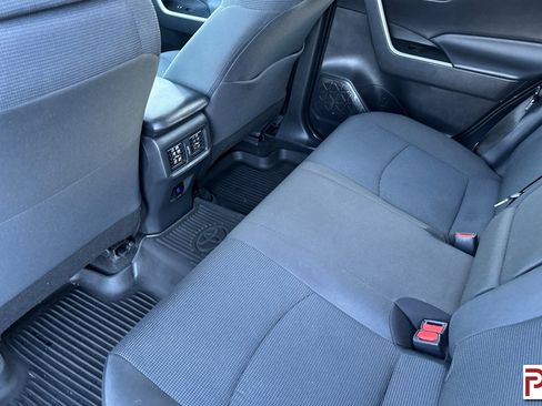 Used 2023 Toyota RAV4 LE image 13