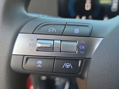 New 2026 Hyundai Kona SE image 24