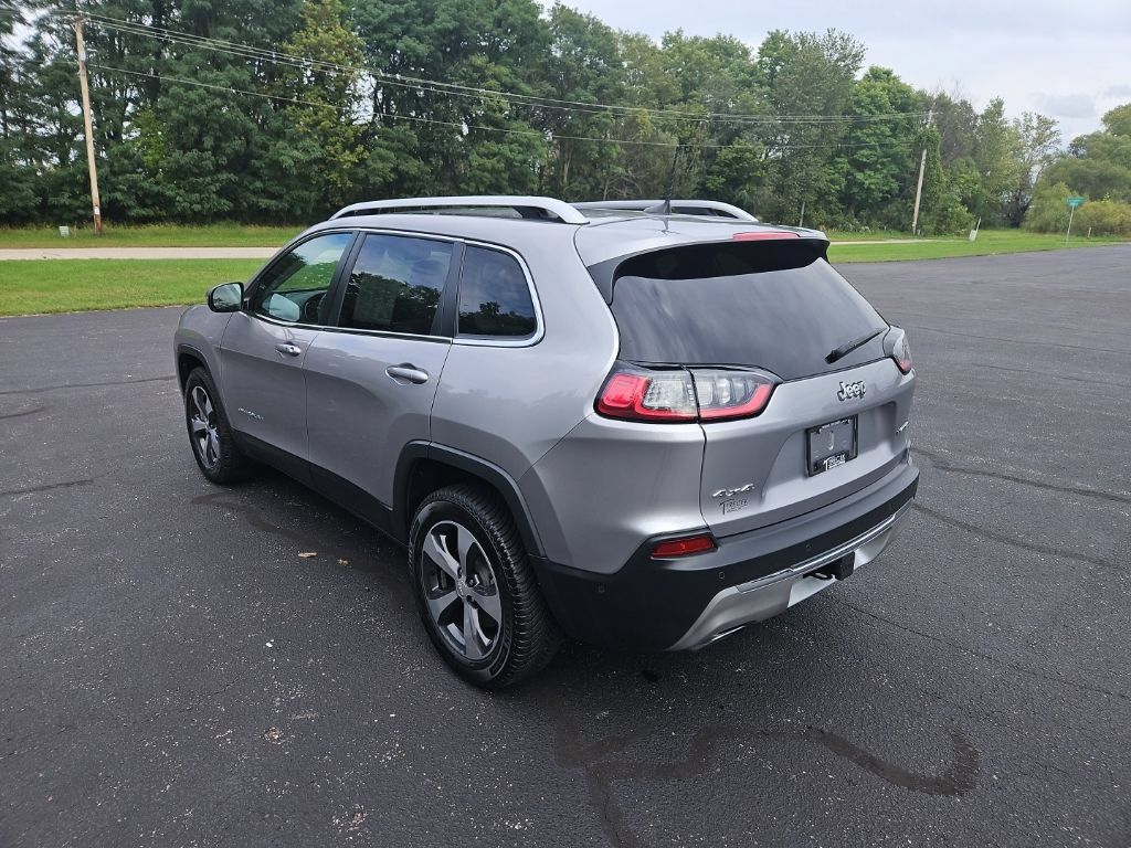 Used 2019 Jeep Cherokee Limited w/ Technology Group AWD/4WD image 5