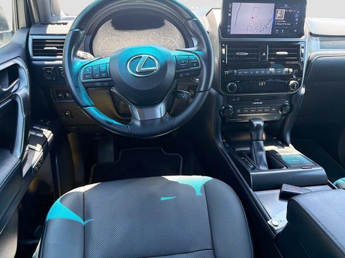 Used 2022 Lexus GX 460 w/ Black Line Special Edition AWD/4WD image 18