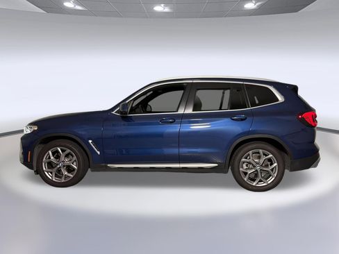 Used 2024 BMW X3 sDrive30i w/ Convenience Package RWD image 2