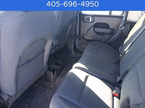 Used 2024 Jeep Wrangler Sport S image 7