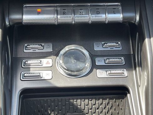 New 2026 Lincoln Nautilus Premier AWD/4WD image 12