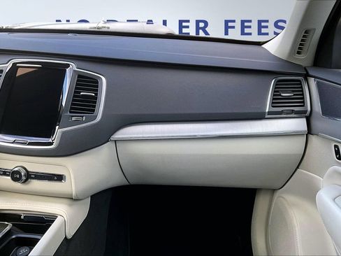 Used 2024 Volvo XC90 B5 Core image 26