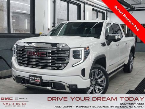 Used 2024 GMC Sierra 1500 Denali w/ Denali Reserve Package AWD/4WD image 1