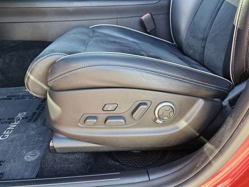 Used 2022 Genesis GV70 3.5T Sport w/ Sport Prestige Package image 14