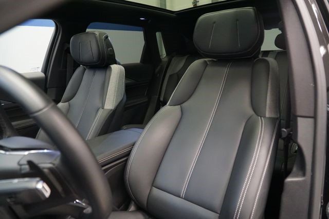 Certified 2024 Cadillac Lyriq Tech AWD/4WD image 20