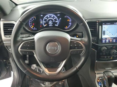 Used 2019 Jeep Grand Cherokee Limited AWD/4WD image 11