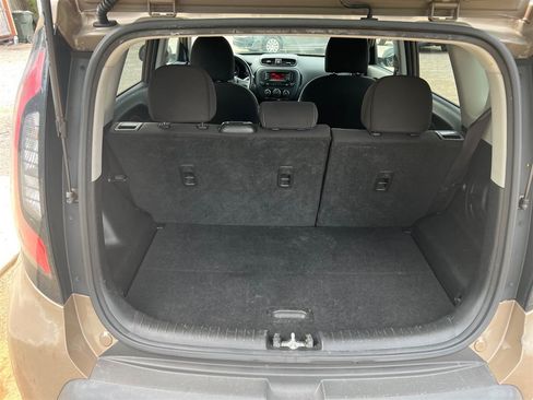 Used 2014 Kia Soul FWD image 18
