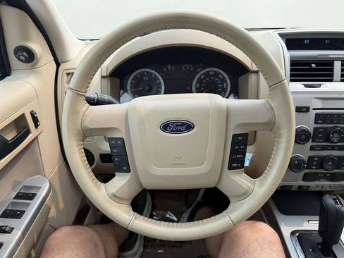 Used 2011 Ford Escape XLT w/ 202A Rapid Spec Order Code AWD/4WD image 16