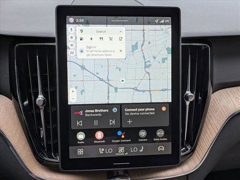 New 2026 Volvo XC60 T8 Plus w/ Protection Package Premier image 13