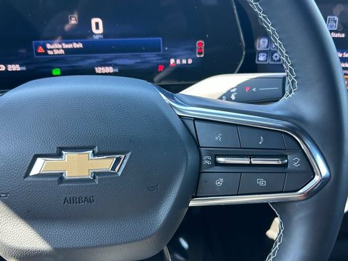 Used 2024 Chevrolet Blazer EV LT AWD/4WD image 19