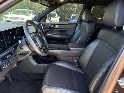 Used 2024 Hyundai Santa Fe Calligraphy image 11