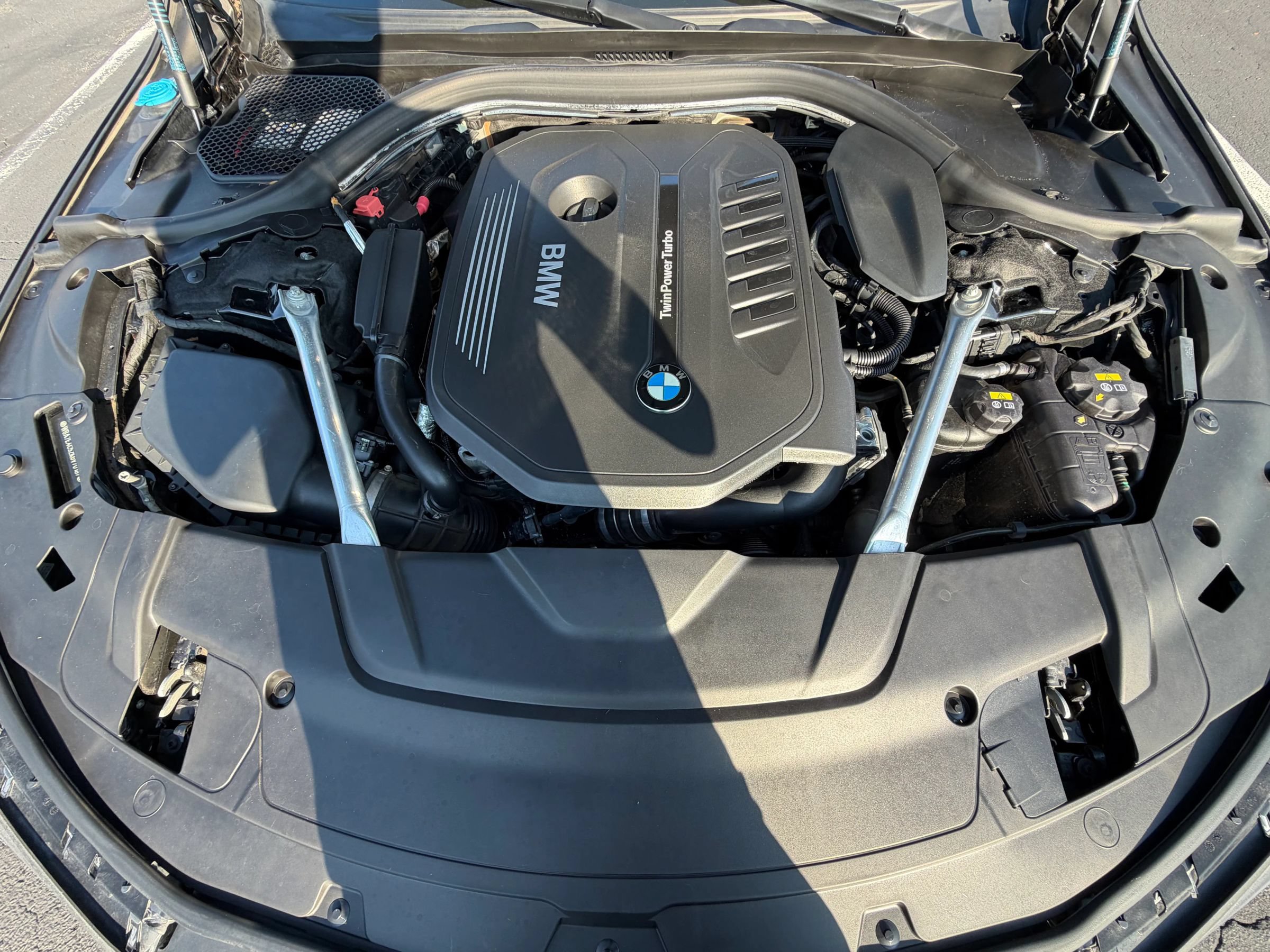Used 2019 BMW 740i xDrive w/ M Sport Package AWD/4WD image 11