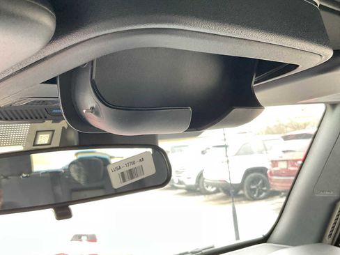 Used 2025 Ford Bronco 4-Door image 37