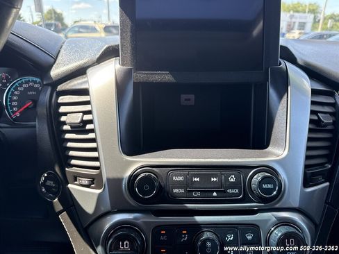 Used 2017 Chevrolet Tahoe LT AWD/4WD image 27
