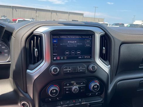 Used 2023 Chevrolet Silverado 3500 LT w/ Convenience Package AWD/4WD image 20