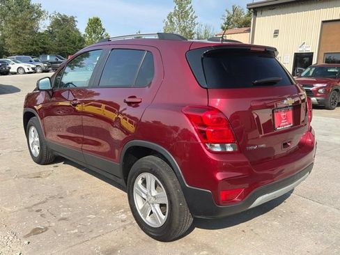 Used 2022 Chevrolet Trax LT w/ Driver Confidence Package AWD/4WD image 5