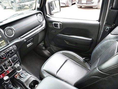 Used 2021 Jeep Wrangler Unlimited Rubicon 4xe image 23