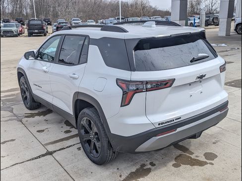 New 2026 Chevrolet Equinox LT w/ Midnight Edition image 8