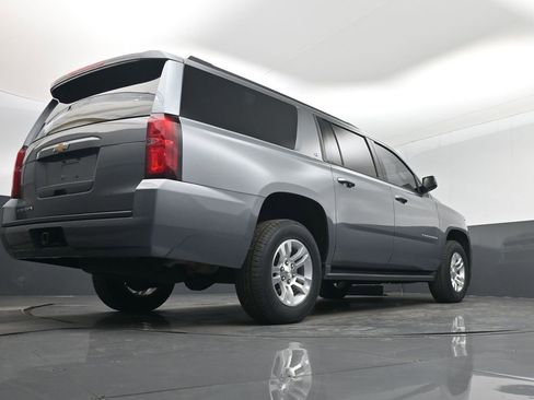 Used 2020 Chevrolet Suburban LT image 59