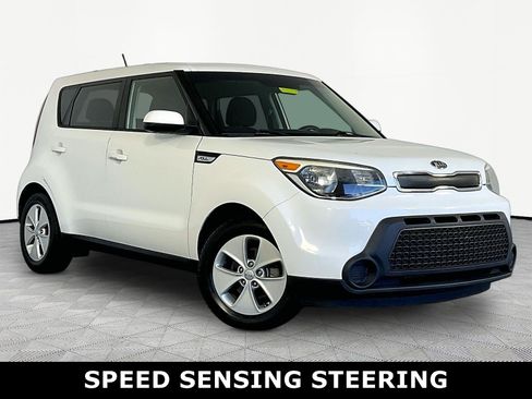Used 2016 Kia Soul FWD image 3