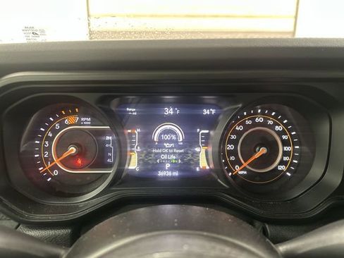 Used 2024 Jeep Wrangler Unlimited Rubicon image 11