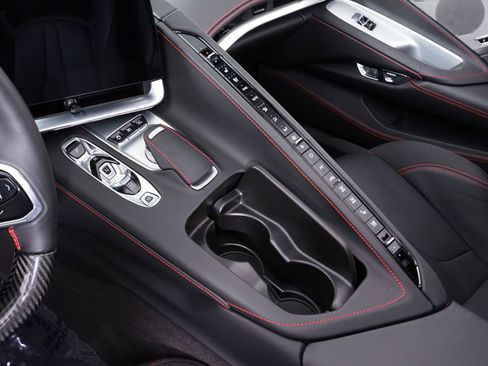 Used 2024 Chevrolet Corvette Z06 w/ Z07 Performance Package RWD image 27