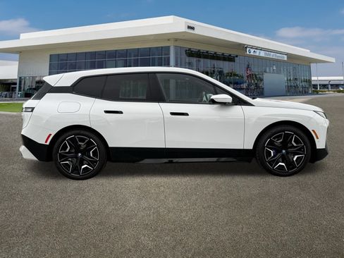 Used 2025 BMW iX M60 image 12