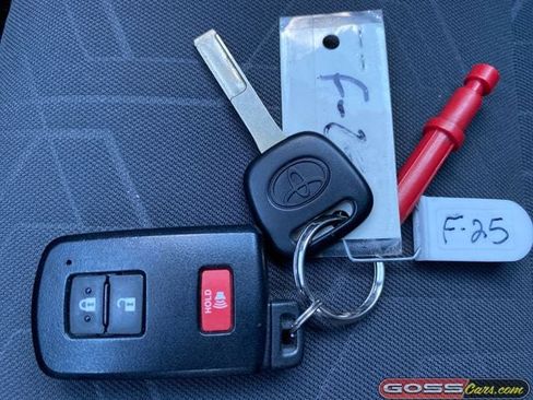 Used 2019 Toyota Tacoma TRD Sport image 27