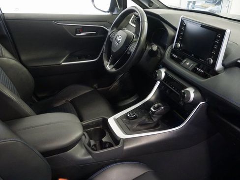 Used 2020 Toyota RAV4 XSE image 26