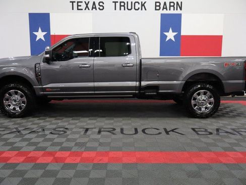 Used 2024 Ford F350 Lariat w/ Lariat Ultimate Package AWD/4WD image 1