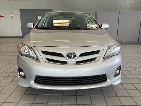 Used 2011 Toyota Corolla S image 2