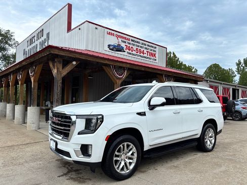 Used 2022 GMC Yukon SLT w/ SLT Luxury Package AWD/4WD image 3