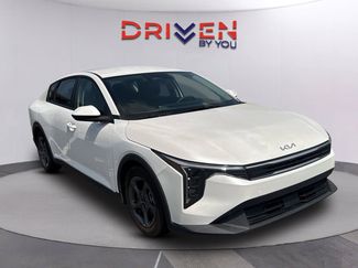 Used 2025 Kia K4 FWD video 1