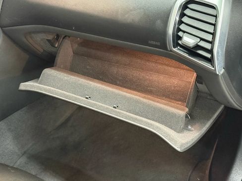 Used 2023 BMW M850i xDrive Coupe image 32