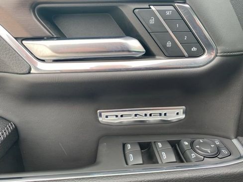 Used 2024 GMC Sierra 1500 Denali w/ Technology Package image 18