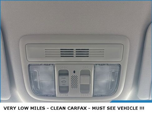 Used 2019 Honda Civic EX-L image 17