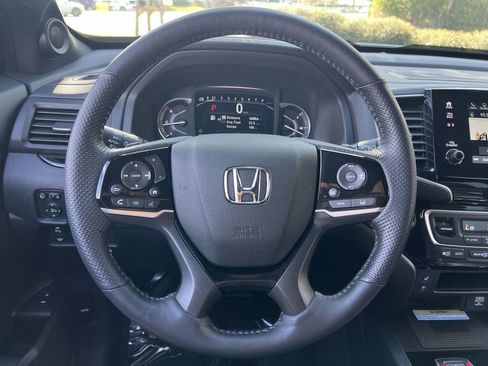 Used 2023 Honda Passport Elite image 15