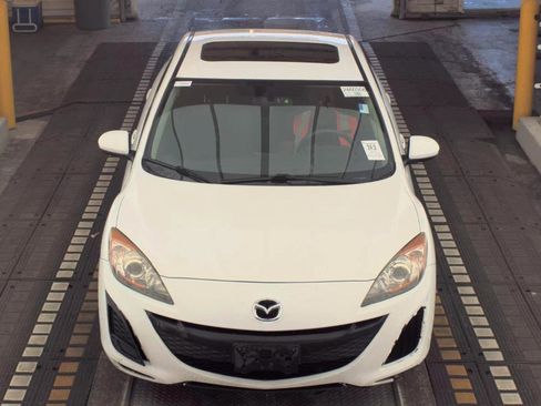Used 2011 MAZDA MAZDA3 i Touring FWD image 2