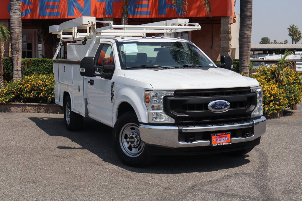 Used 2020 Ford F350 XL w/ Power Equipment Group RWD image 2