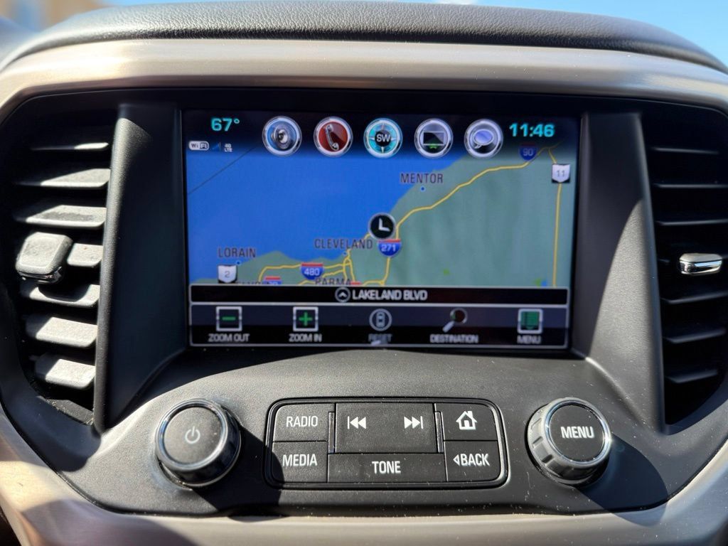 Used 2019 GMC Acadia Denali w/ Technology Package AWD/4WD image 40
